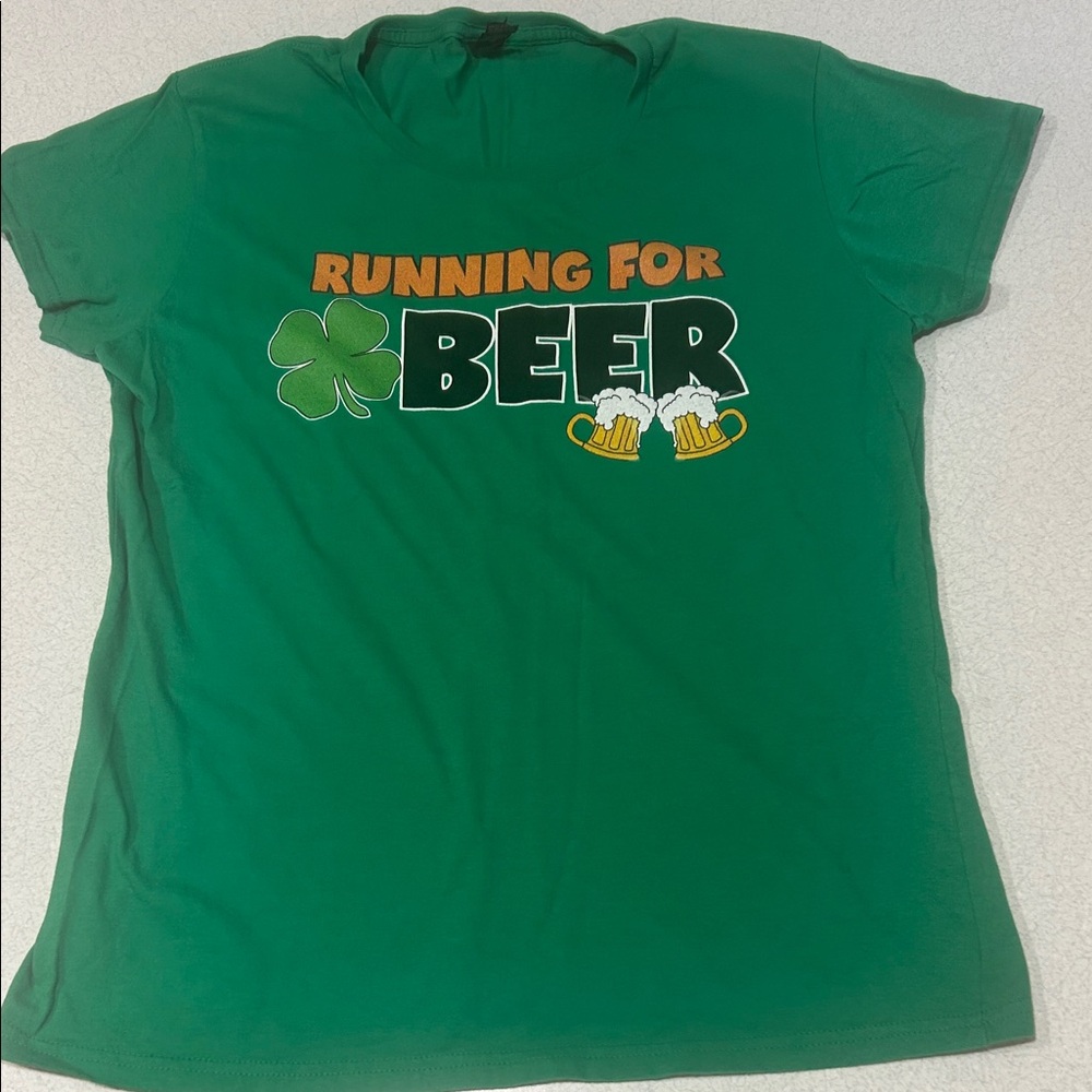 3/$20 Anvil Green “Running for Beer” Tee